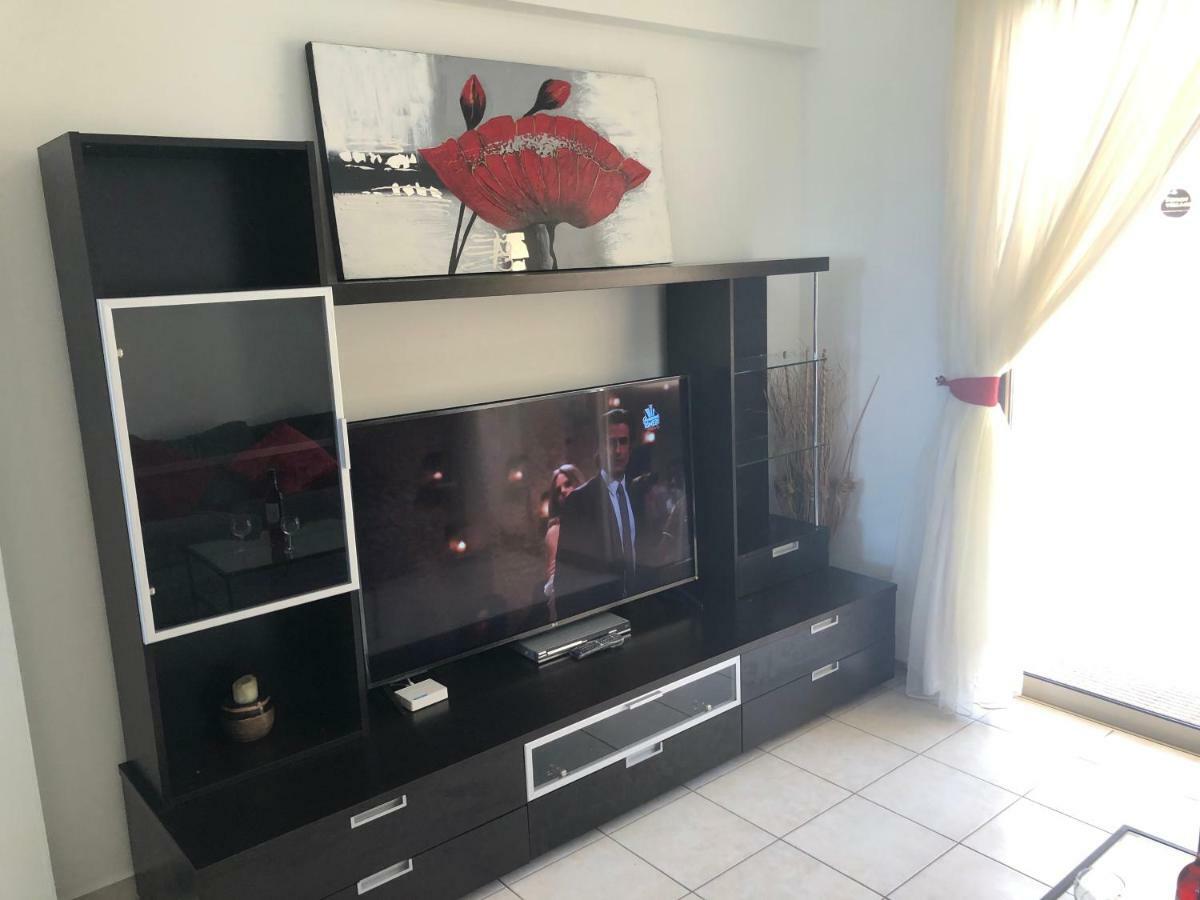 Royal Seacrest Apartment Пафос Экстерьер фото