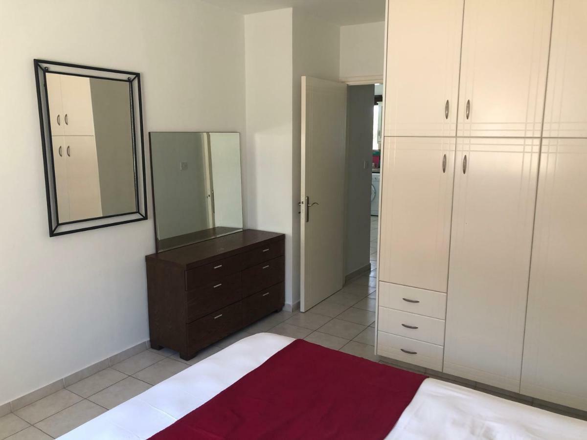 Royal Seacrest Apartment Пафос Экстерьер фото