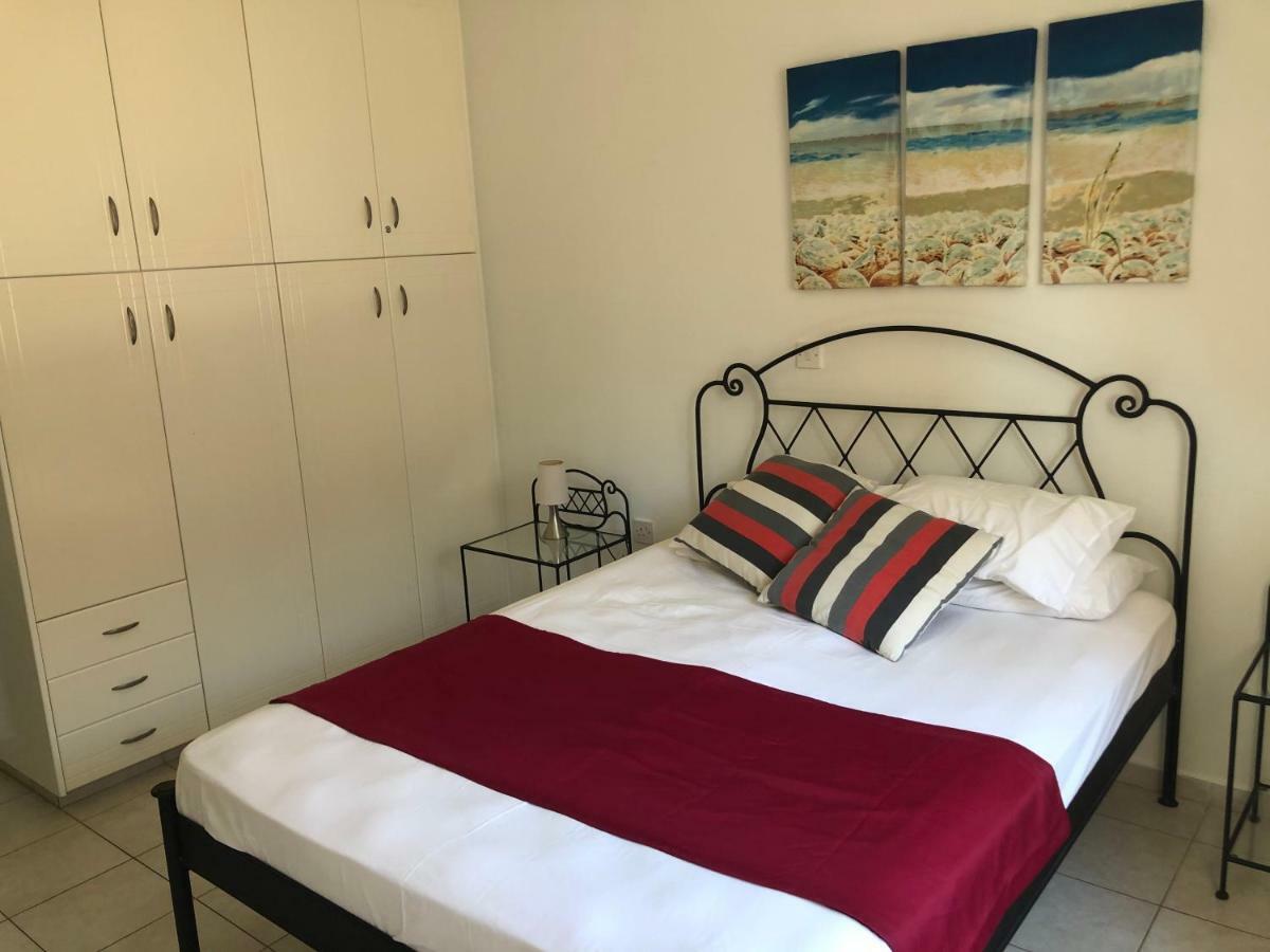 Royal Seacrest Apartment Пафос Экстерьер фото